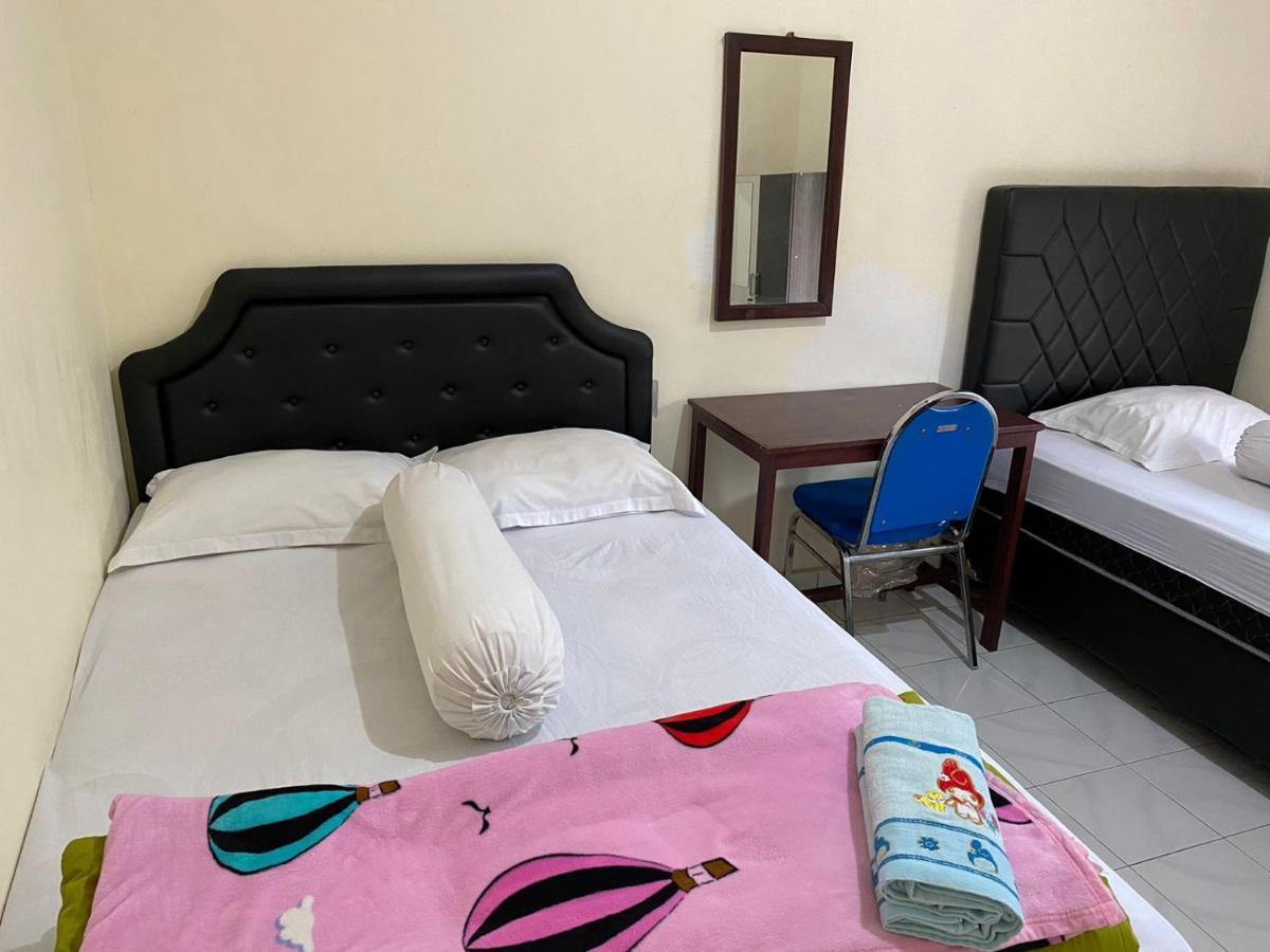 Mawar Bed And Breakfast Bajawa Exterior photo