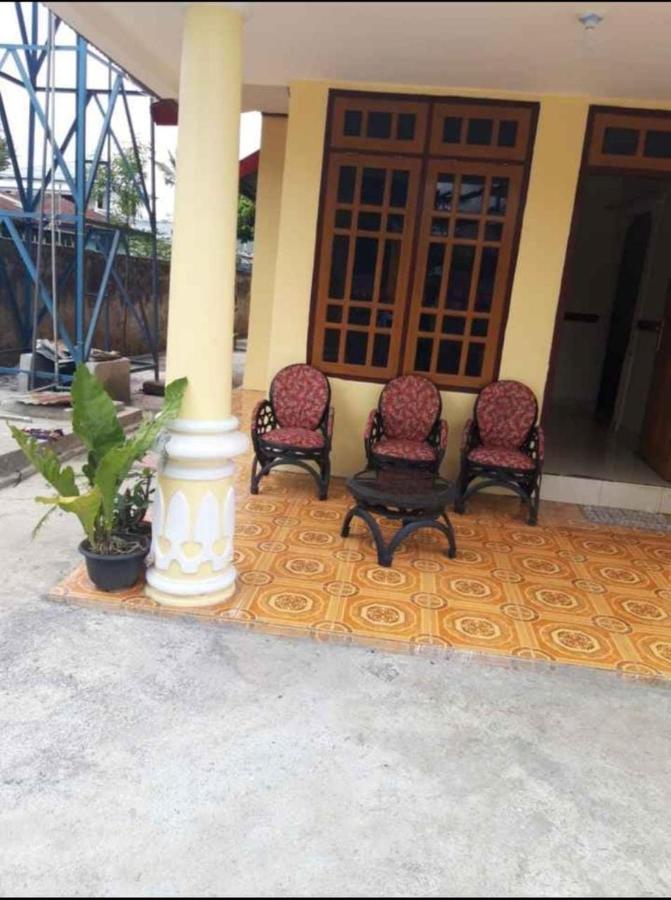 Mawar Bed And Breakfast Bajawa Exterior photo